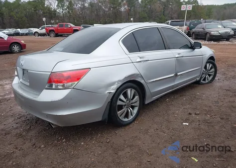 2010 Honda Accord 2.4 Lx-P z USA, uszkodzony, nr VIN 1HGCP2F44AA084089